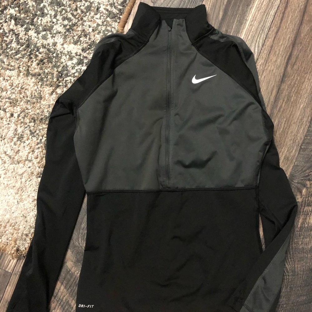 Nike half zip pullover jacket
